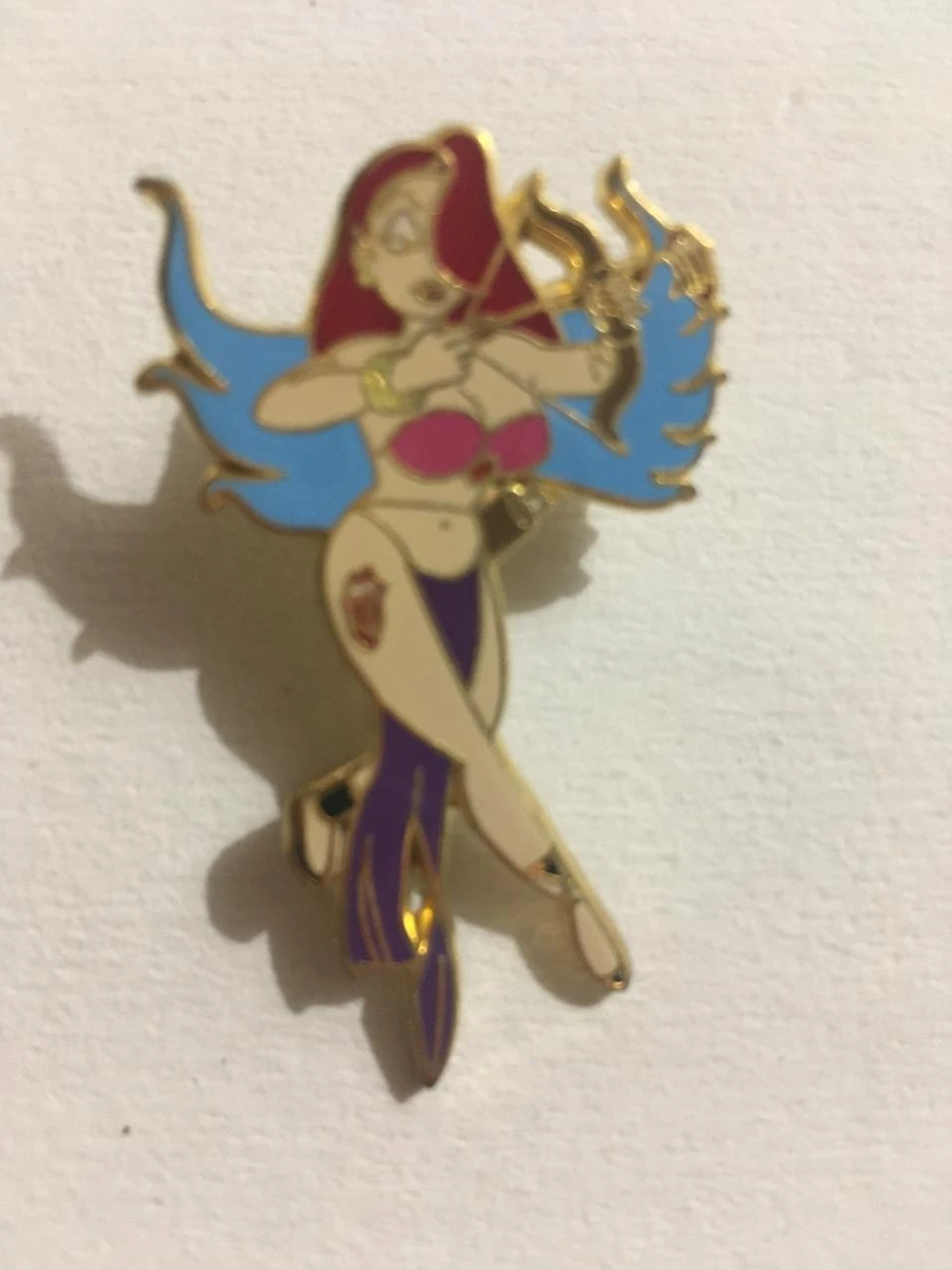 Rare pin's fantasy Jessica sexy love angel Edition Limitée 100 ex